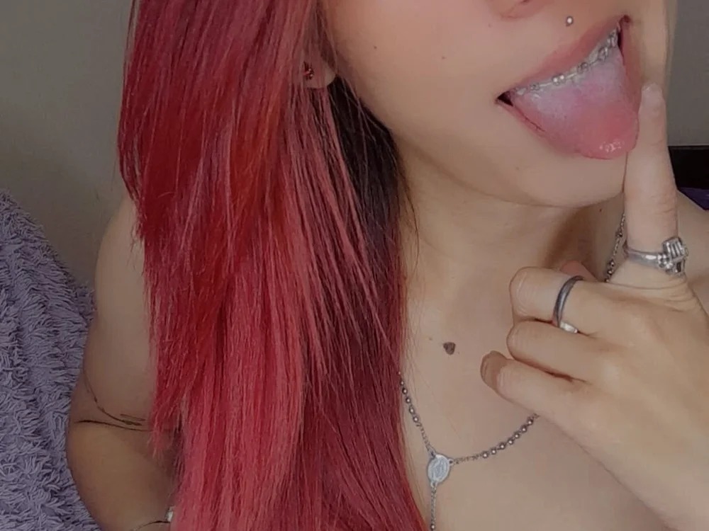 Mia_Valenne Chatroom