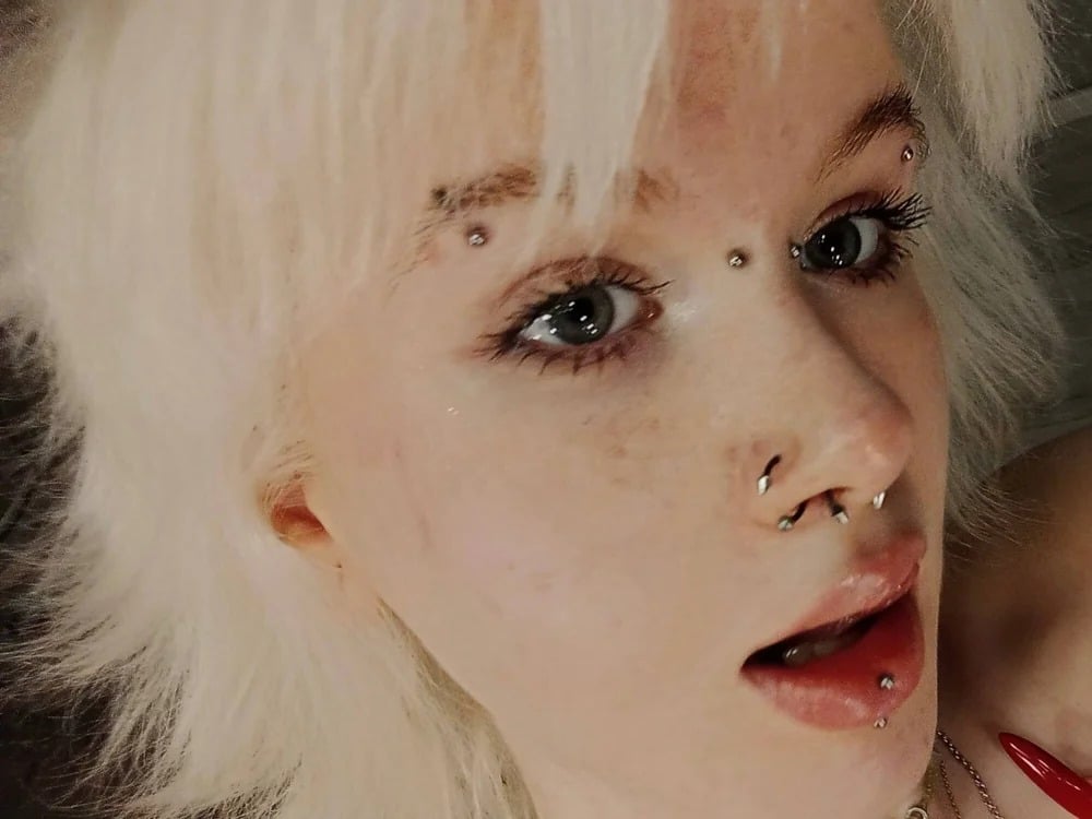 Mia_WaterFall Chatroom