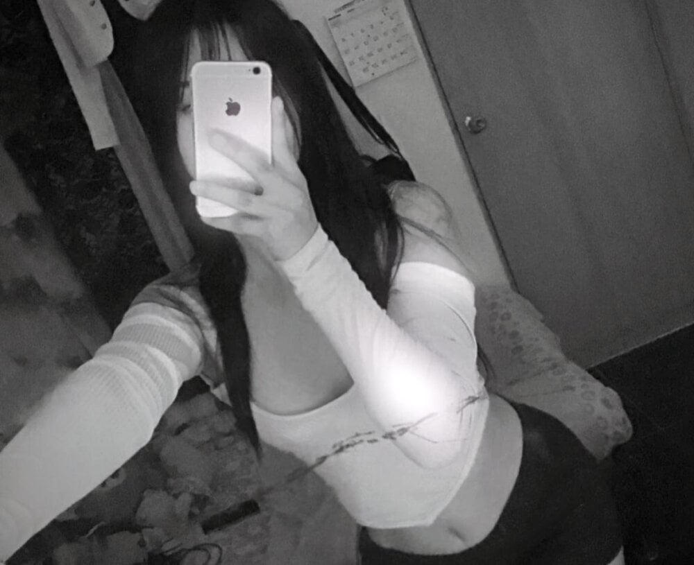 Mia_clark18 Webcam Profile Picture Mia_clark18 Chatroom