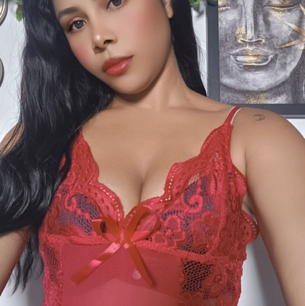 Mia_sexylatin Chatroom