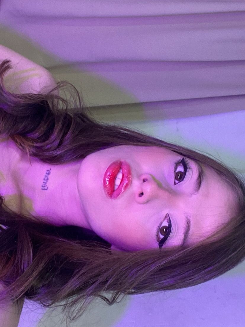 MiadelCastillo Chatroom