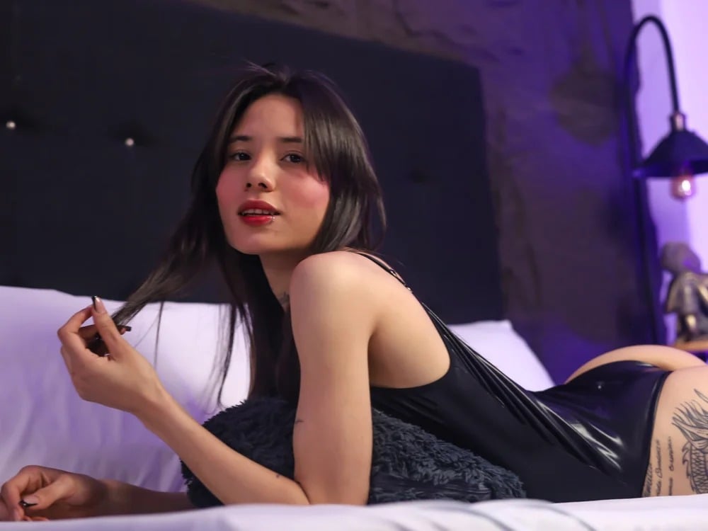 Miah_Carter Chatroom