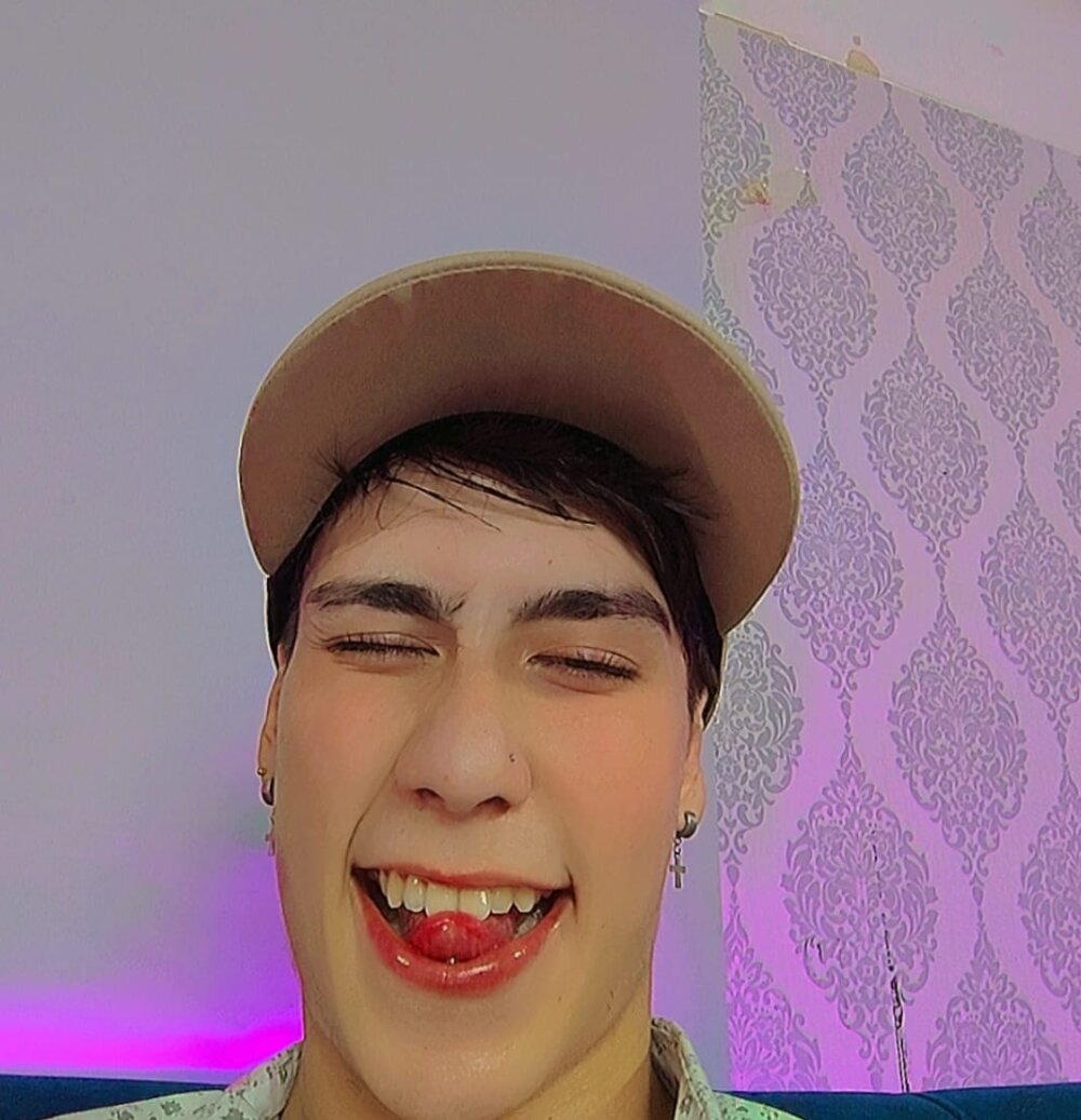 Michael_twink_ Chatroom