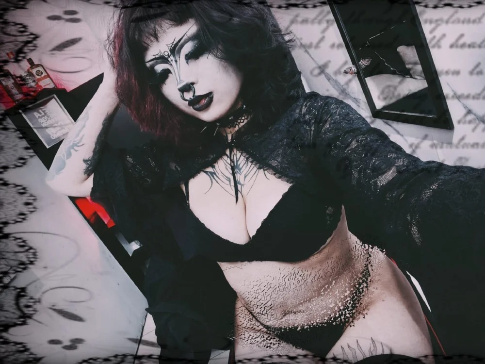 Midnight_Gothspell Chatroom