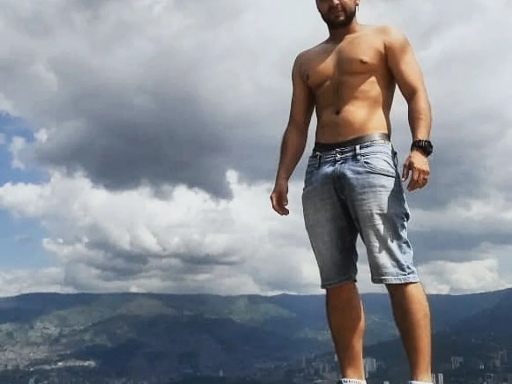 Mike333_ Chatroom