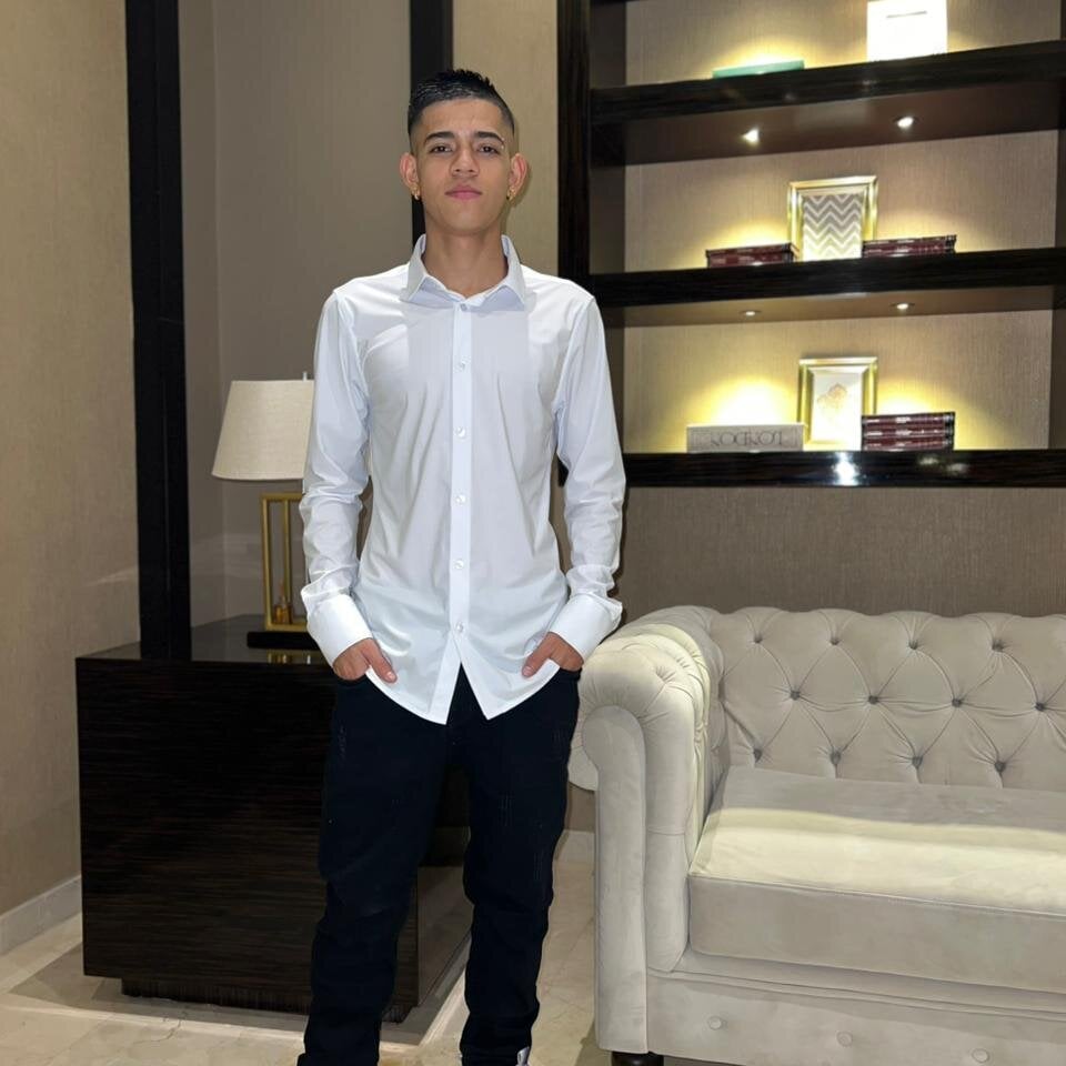 Mike_Cr Chatroom