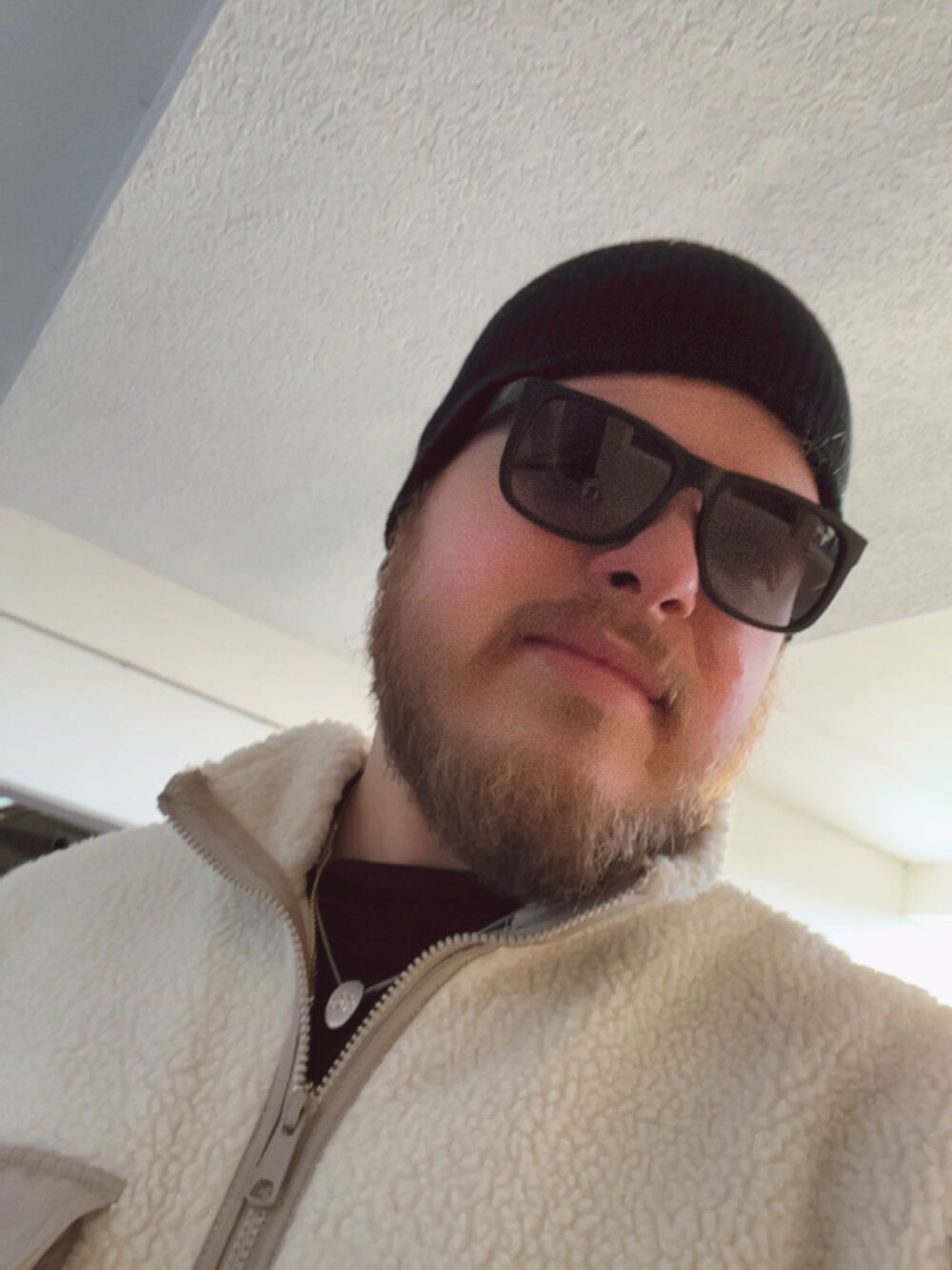 Mikedauerqeil Chatroom