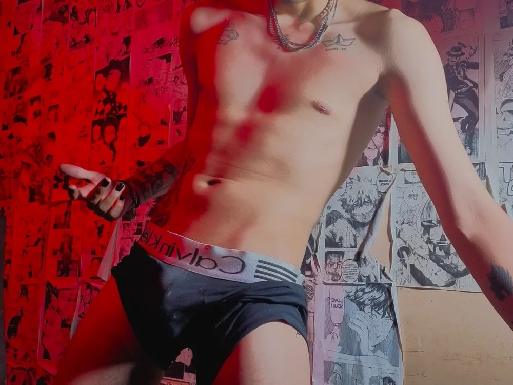 MikeyKuro Chatroom