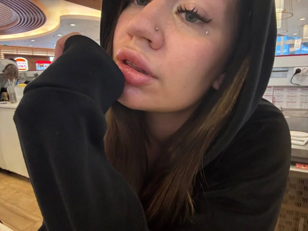 Mila-Bloom Chatroom