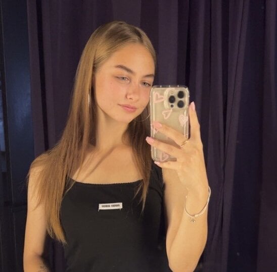 MilaAddams Webcam Profile Picture MilaAddams Chatroom