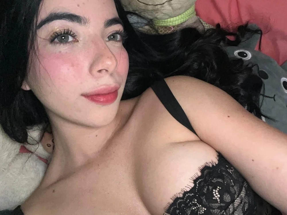 Mila_3 Chatroom