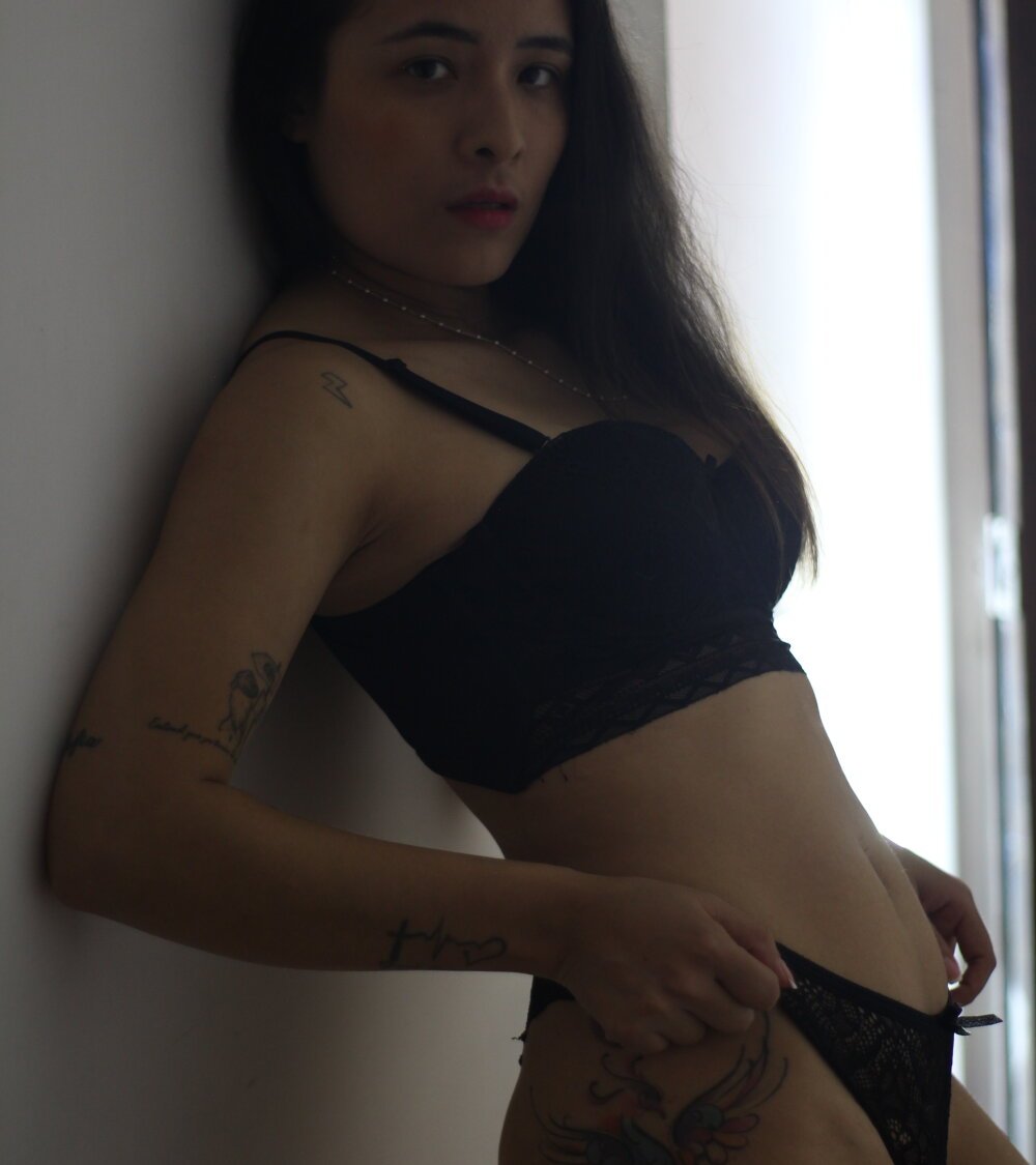 Mila_Vellrose_pm2 Chatroom