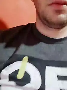 Milankure111 Chatroom