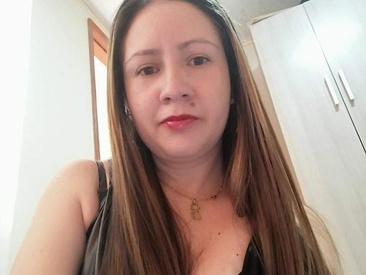 milfmonita
