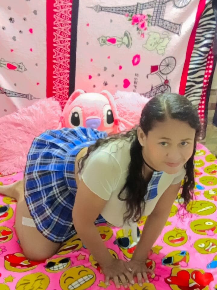 Milf_Fist Chatroom