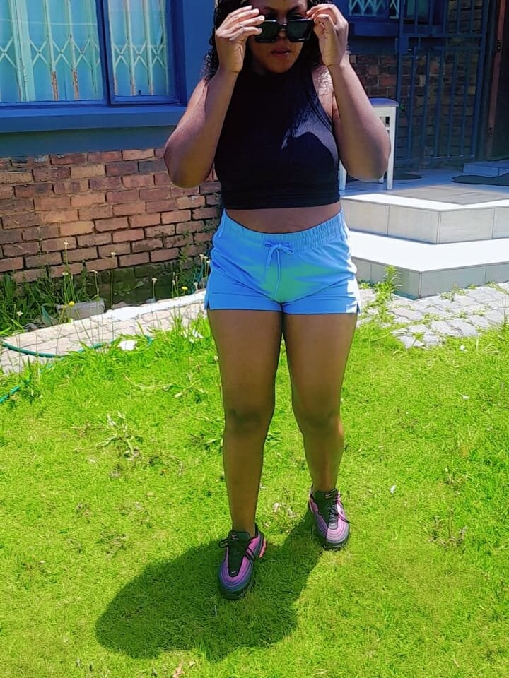 MilkyBoobs7 Chatroom