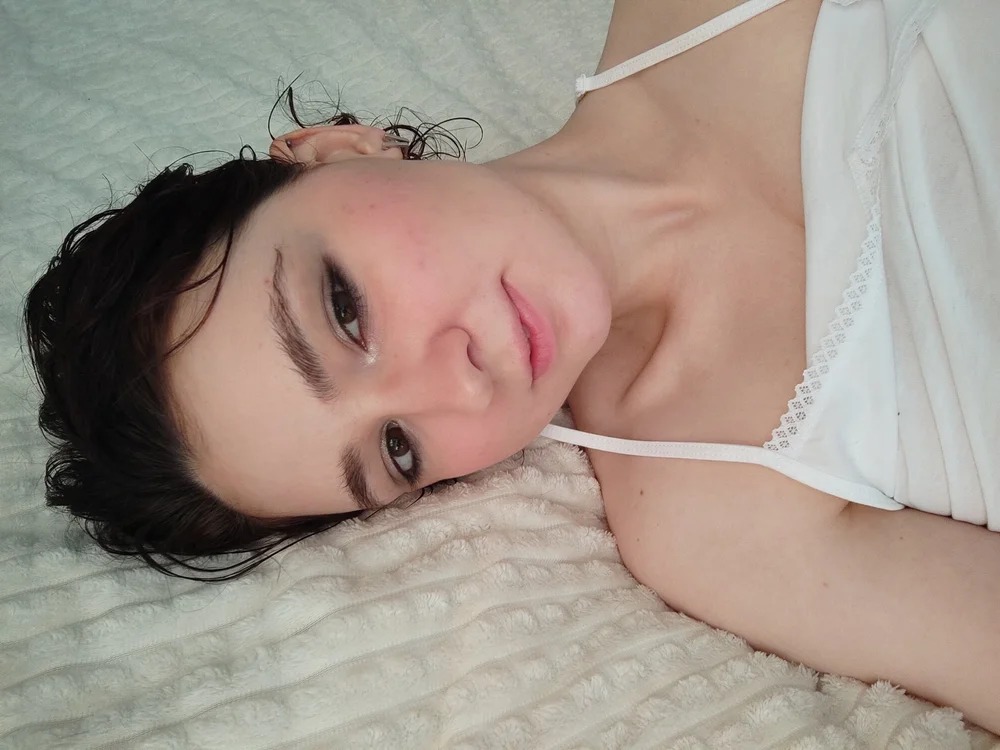 MilkyLily Chatroom