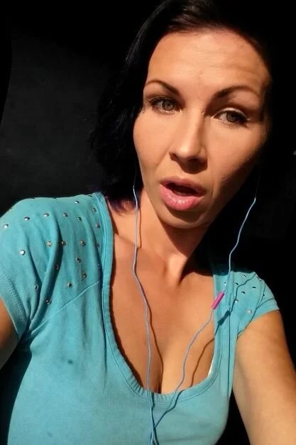 Milky_Milf Chatroom