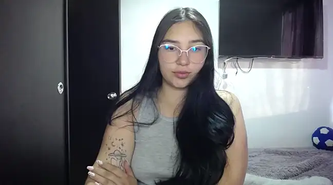 Milly_Mernes Chatroom