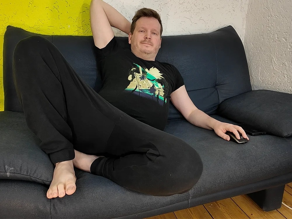 MiloPlayMe Chatroom