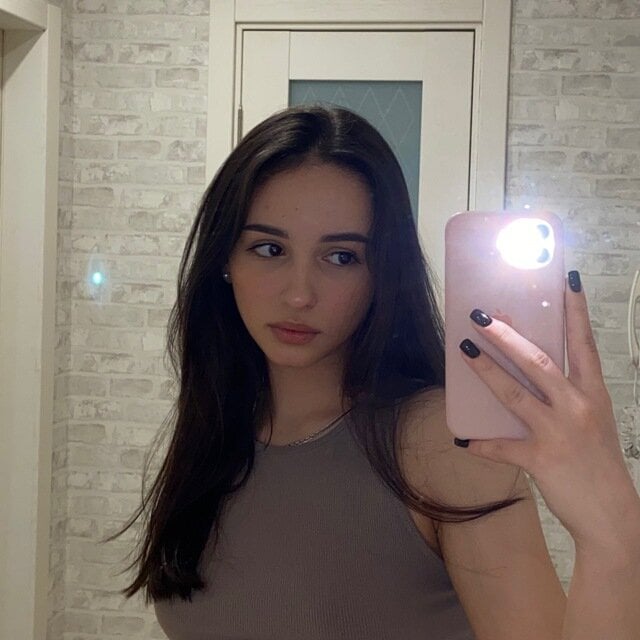 MinervaShetrawski Chatroom