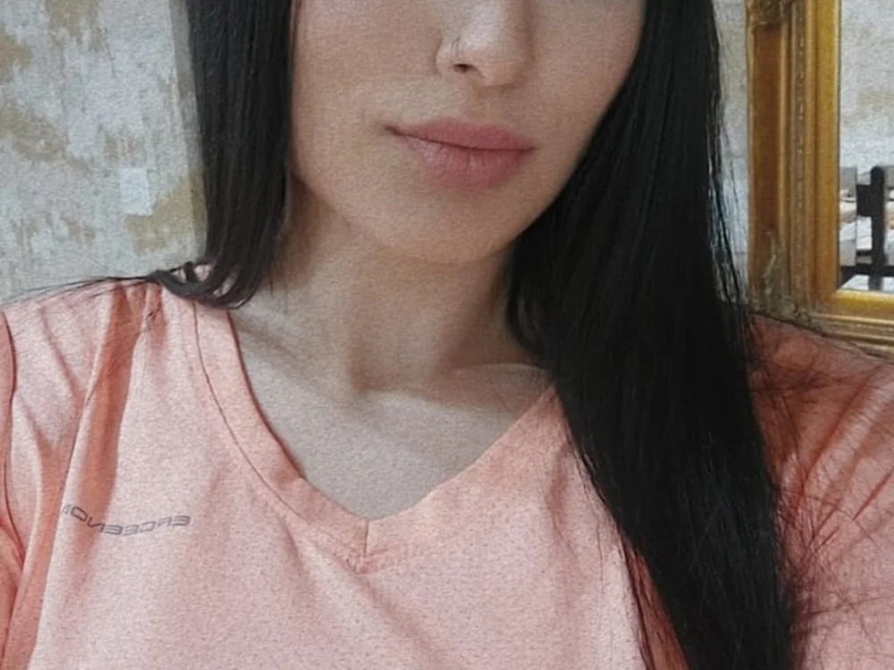 MiraBennett Chatroom