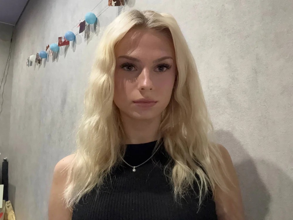 MirandaKunda Chatroom