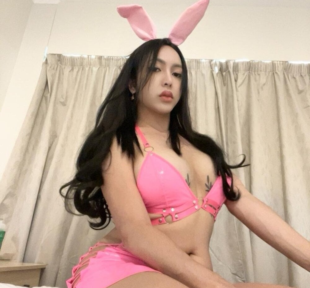 MissAsianKitty Webcam Profile Picture MissAsianKitty Chatroom