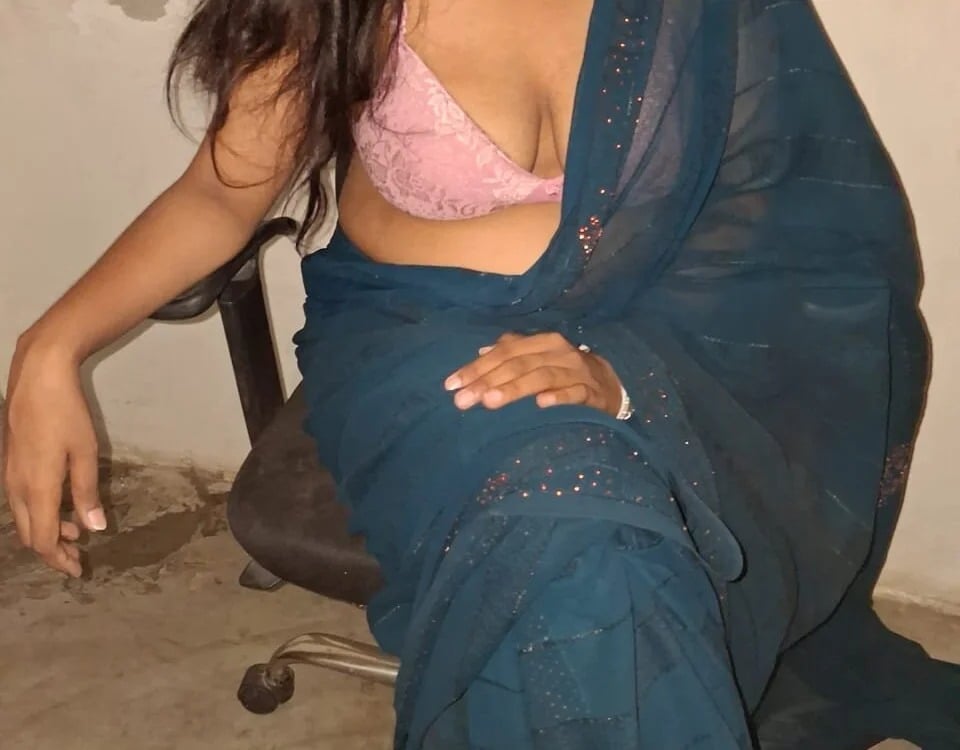 Miss_Aaisha Chatroom