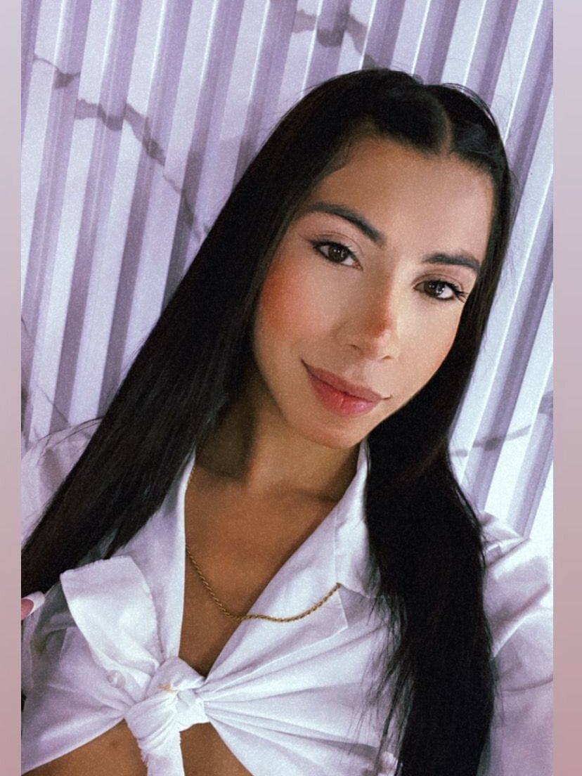 Miss_Ariaa Chatroom