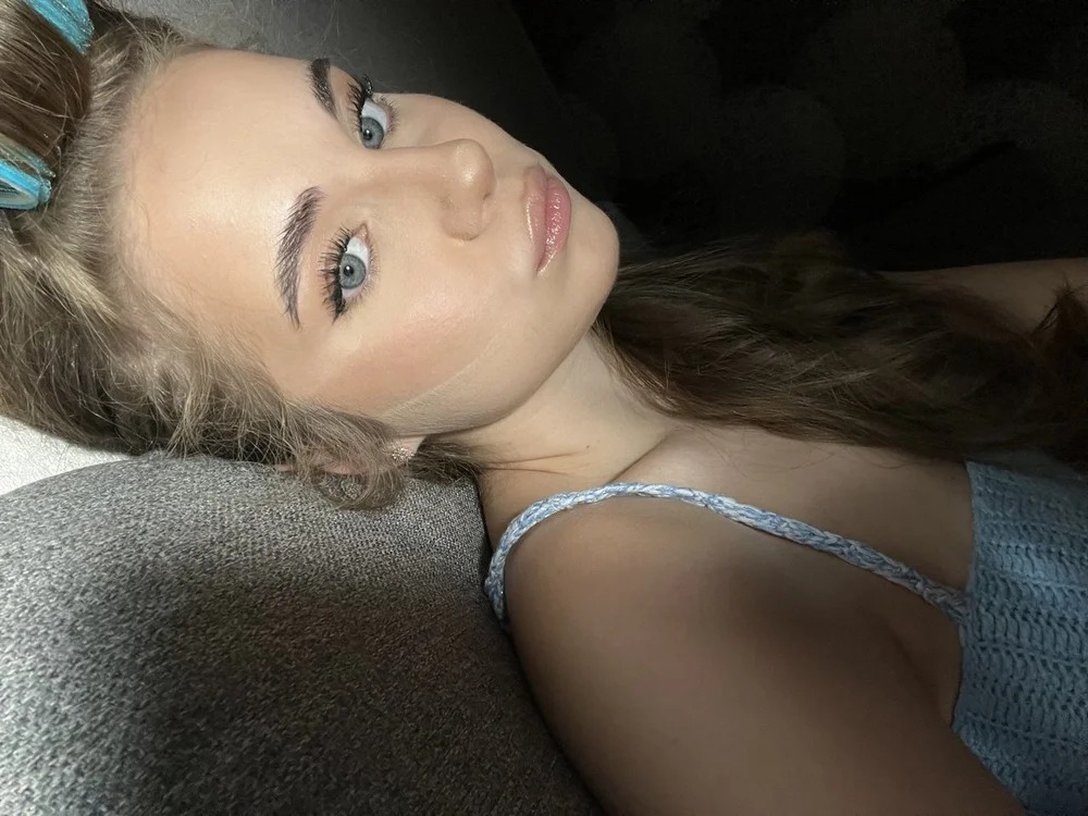 Miss_Blessnyth Chatroom