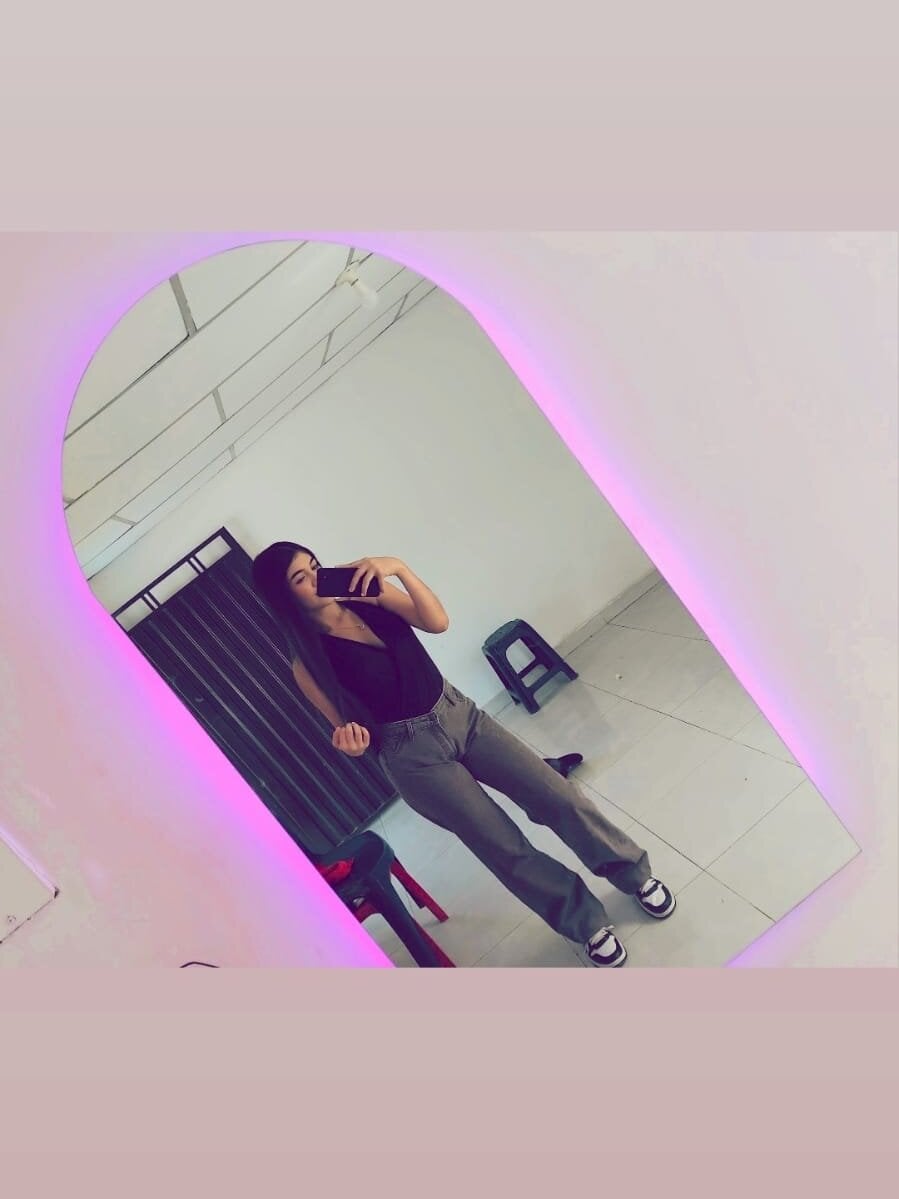 Miss_JulietaShadow Chatroom