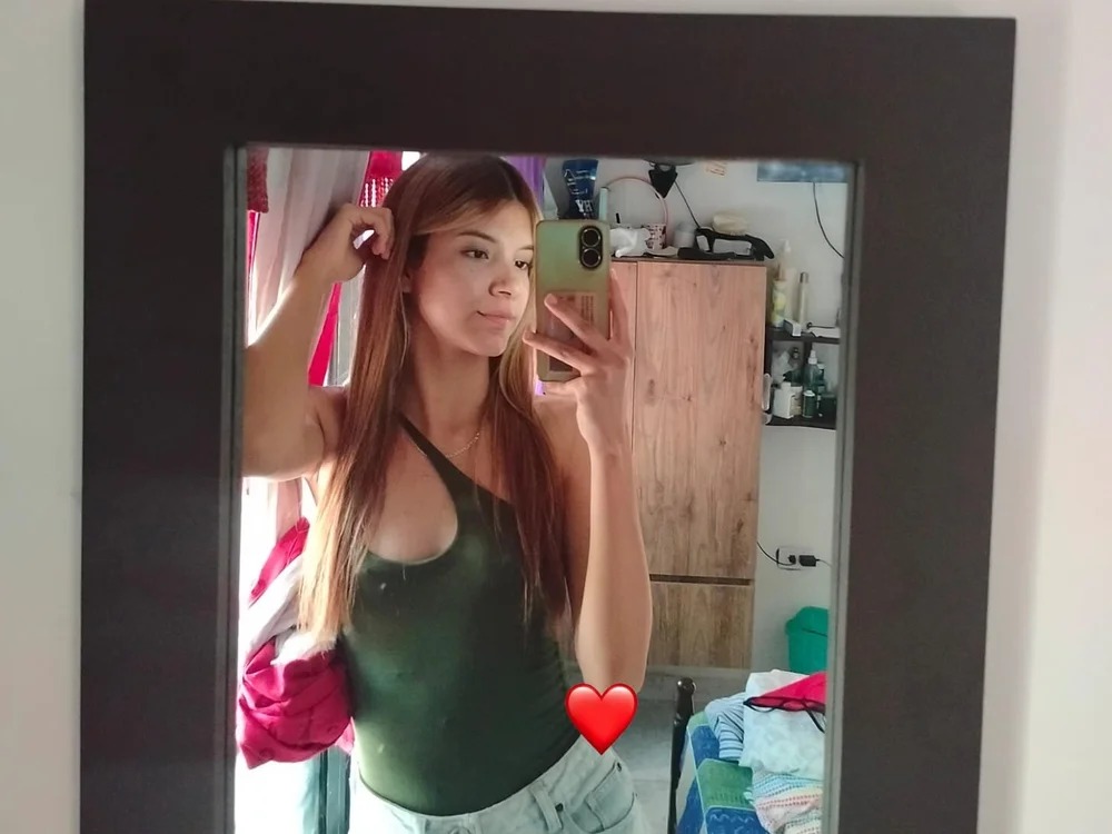Miss__paula Chatroom