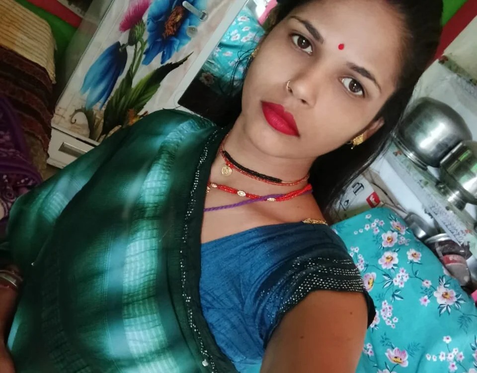 Miss_mohni Chatroom