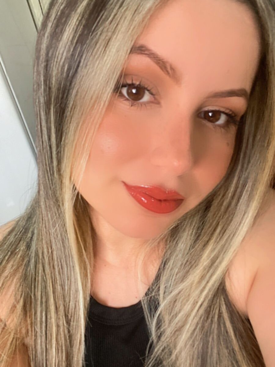 Model930 Webcam Profile Picture Model930 Chatroom