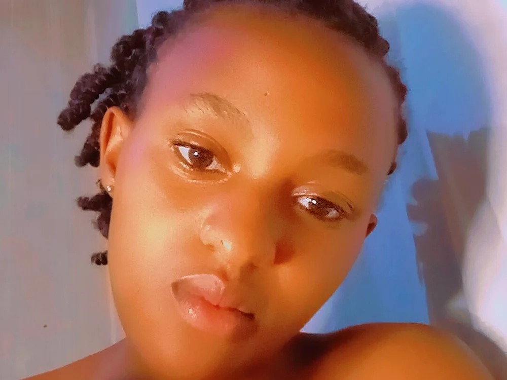 Modelaura Chatroom