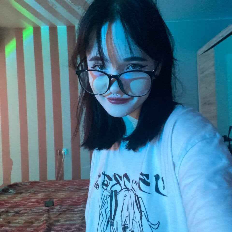 MollySulivan Webcam Profile Picture MollySulivan Chatroom