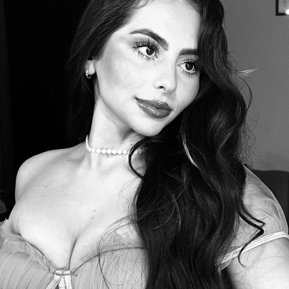 MollyZanderbond Chatroom