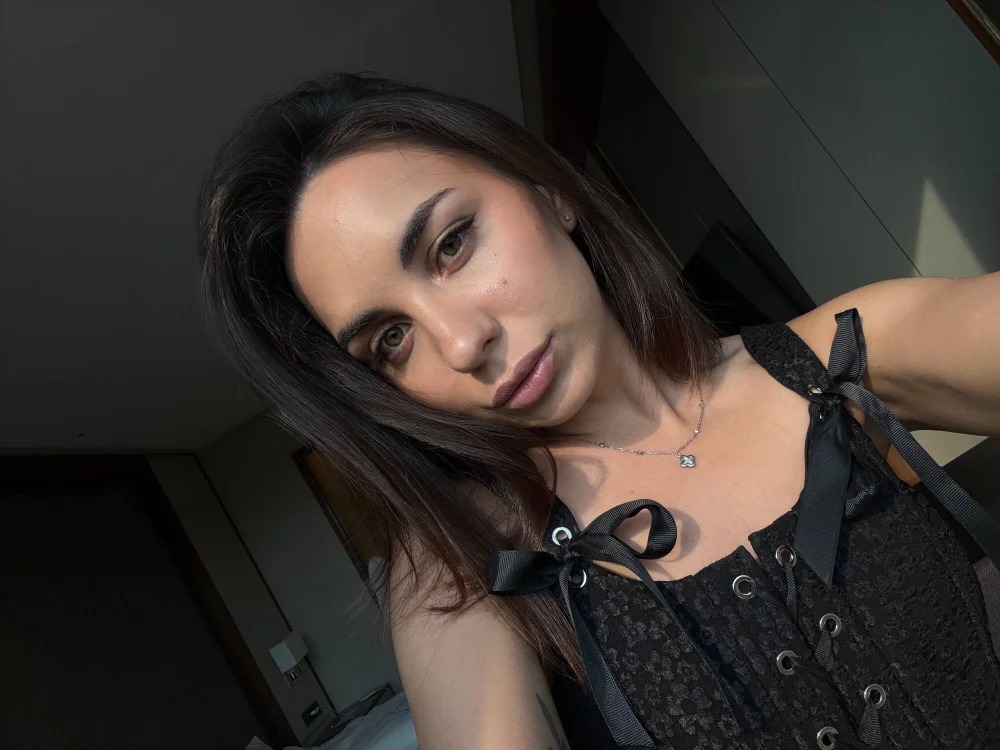 Molly_Mint Chatroom