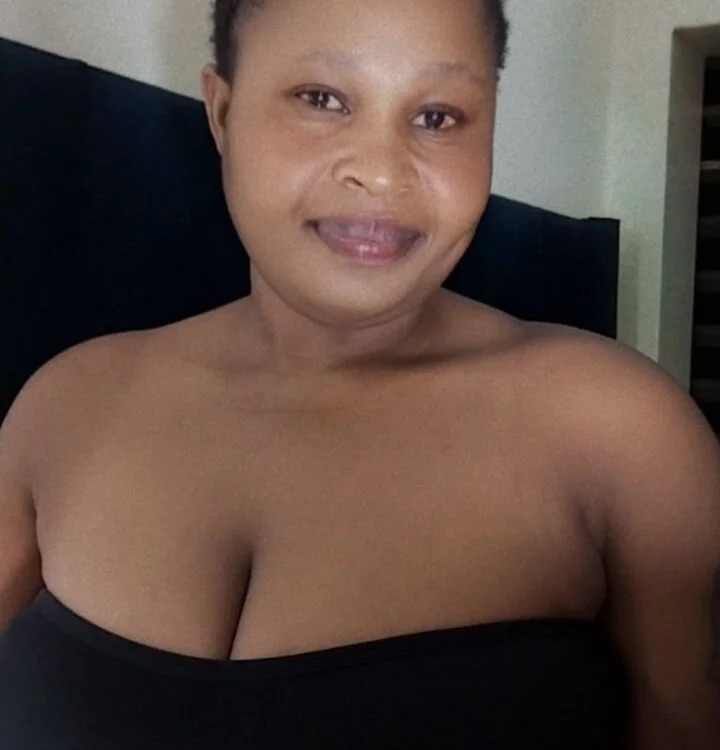 Mollyboobs Chatroom