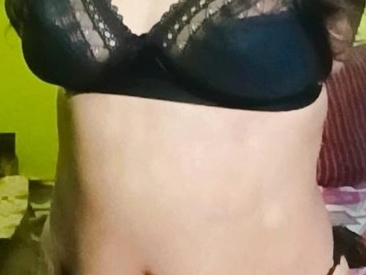 mona-darling21