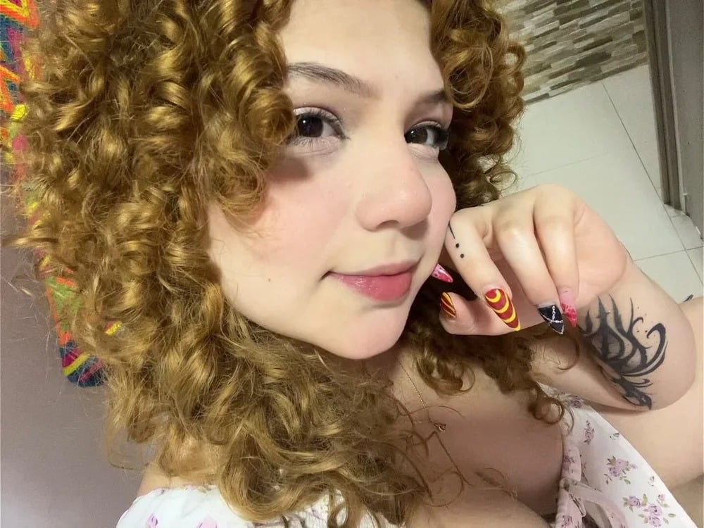 Moni_risitos Chatroom