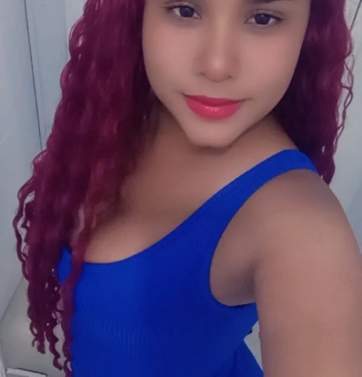 Monica2704 Chatroom