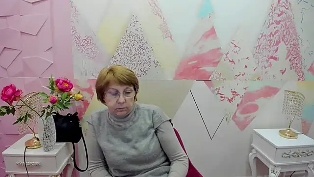 Monika_fenii Chatroom