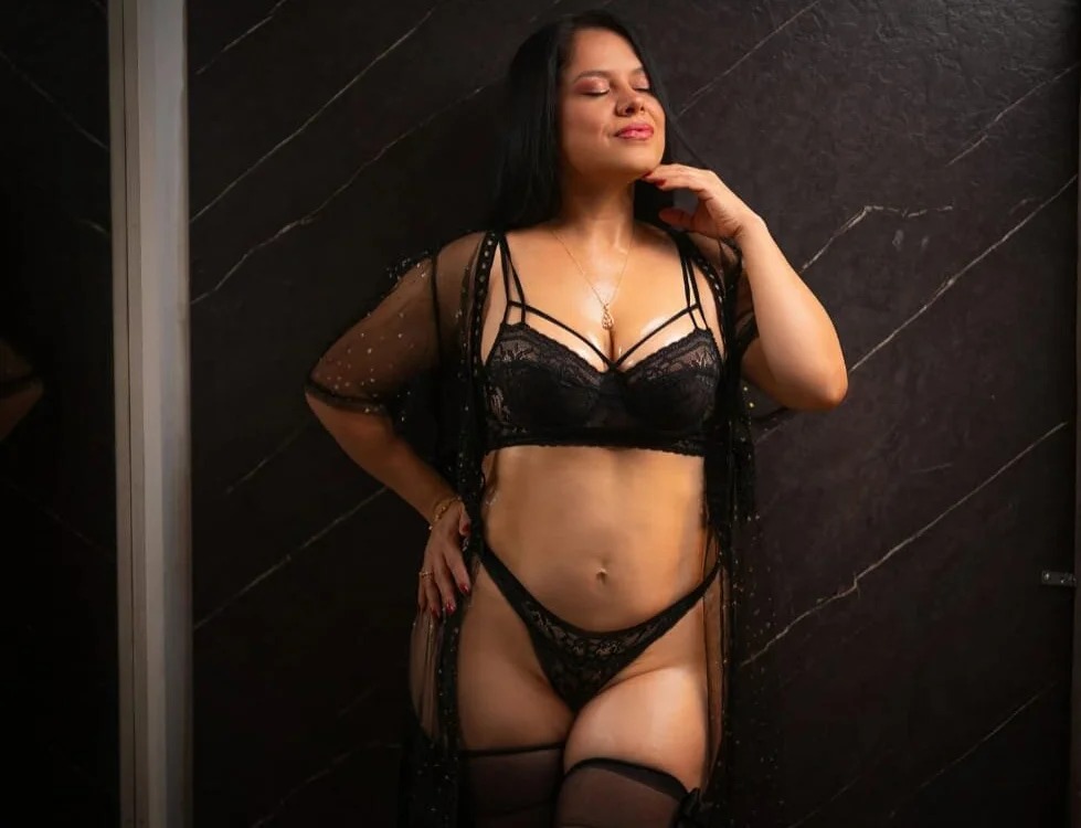 MonserratLune_ Chatroom