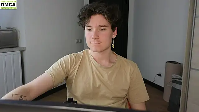 MoreRealAlex Chatroom