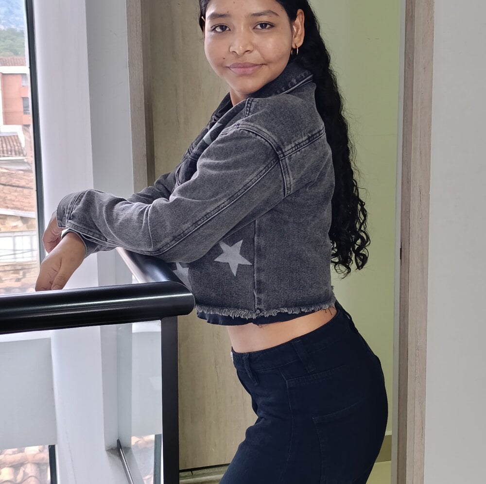 MorganRose77 Chatroom