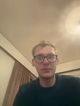 MrTornHr Chatroom