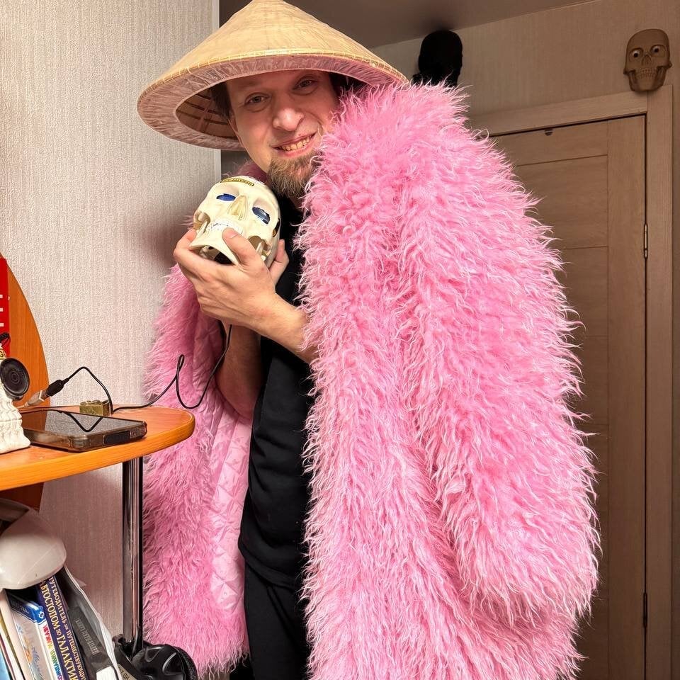 Mr_LolFunny Chatroom