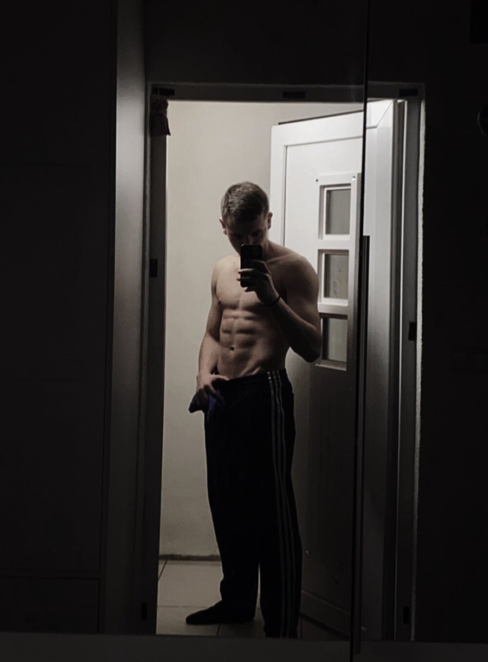 Mr__NoFace Chatroom